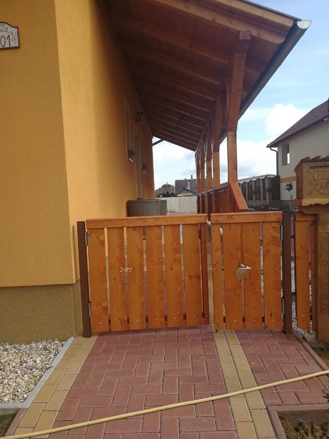 Levendulas Haz Becsehely Exteriör bild